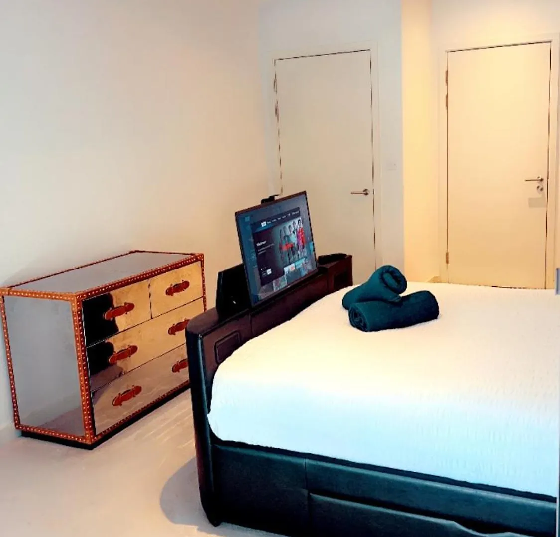 Apartment Luxe 2 Bedroom And Sofa Bed - Up To 6 Guests London United Kingdom